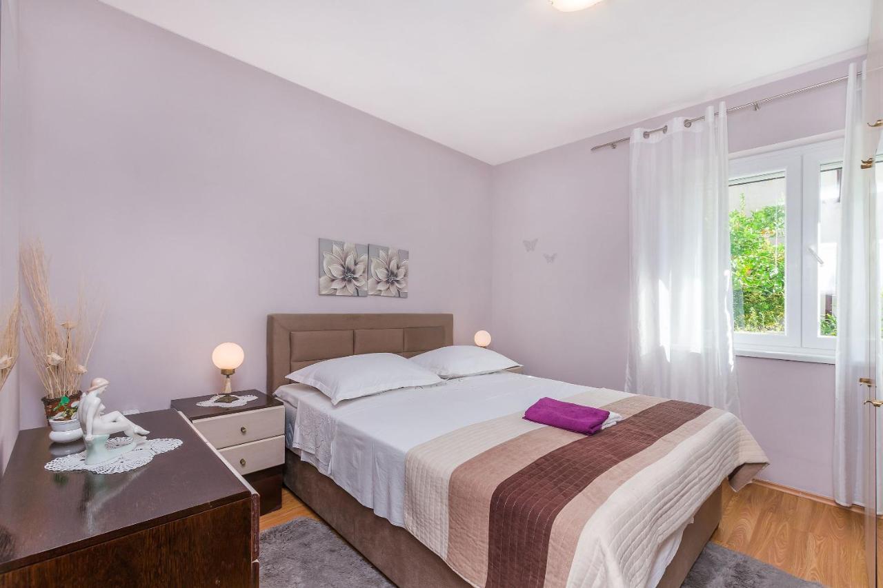 Apartment And Rooms Tatjana Omiš Dış mekan fotoğraf